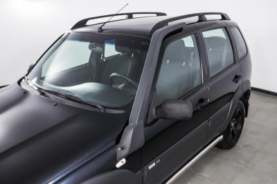 Chevrolet niva Niva 1.7 MT (79,6 л. с.) GLC
