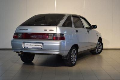 LADA 2112 1.6 MT (89 л. с.)