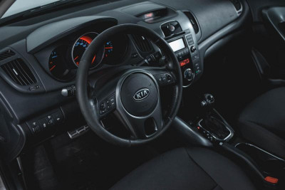 Kia Cerato 2.0 AT (150 л. с.)