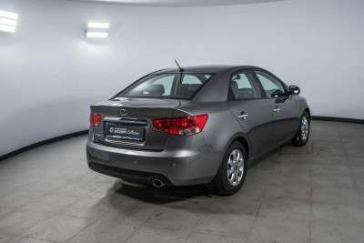 Kia Cerato 2.0 AT (150 л. с.)
