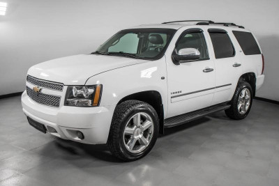 Chevrolet Tahoe 5.3 AT (325 л. с.)
