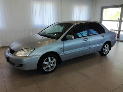 Mitsubishi Lancer 1.6 MT (98 л.с.)