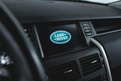 Land Rover Discovery Sport 2.0 TD4 AT AWD (180 л. с.) SE
