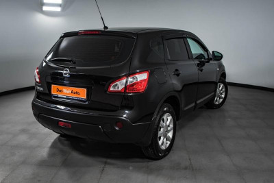 Nissan Qashqai 1.6 MT (114 л. с.)