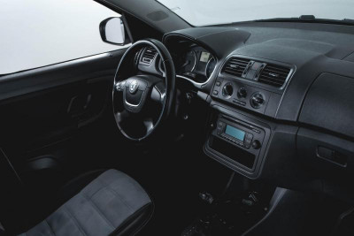 ŠKODA Roomster 1.6 AT (105 л. с.)