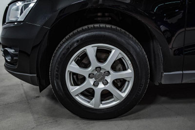 Audi Q5 2.0 TDI clean diesel S tronic quattro (170 л. с.)