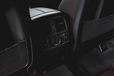 Mercedes-Benz M-Класс ML 300 BlueEfficiency 7G-Tronic Plus 4Matic (249 л. с.)