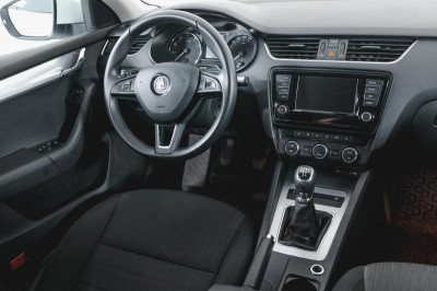 ŠKODA Octavia 1.6 MT (110 л. с.)