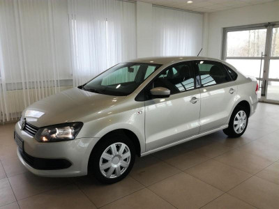 Volkswagen Polo 1.6 MT (105 л. с.)