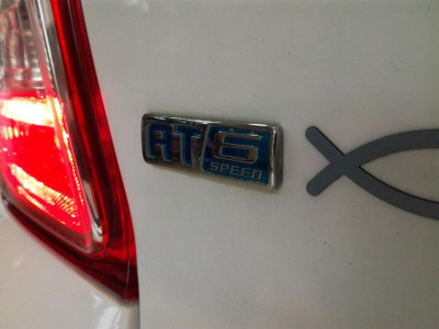 Chevrolet Cobalt 1.5 AT (105 л. с.)