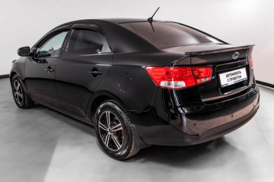 Kia Cerato 1.6 MT (126 л. с.)