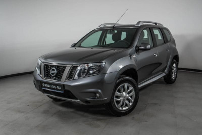 Nissan Terrano 1.6 MT (114 л. с.) Comfort