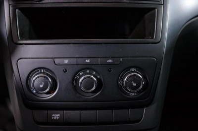 ŠKODA Yeti 1.4 TSI MT (122 л. с.)