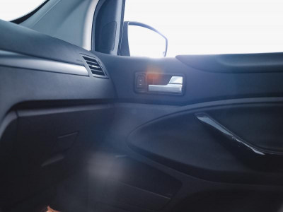 Ford Kuga 2.5 DuraShift AWD (200 л. с. '11)