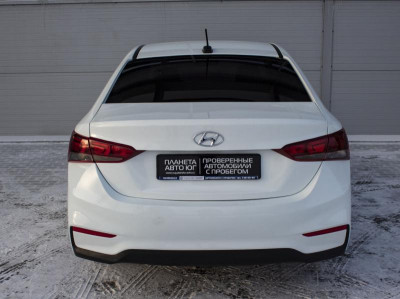 Hyundai Solaris 1.4 AT (100 л.с.)