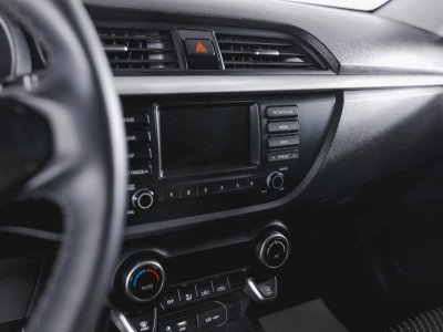 Kia Rio 1.6 MT (123 л. с.)