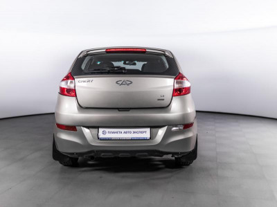 Chery Very 1.5 MT (109 л. с.)