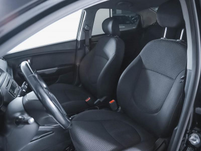 Kia Rio 1.6 AT (123 л. с.)