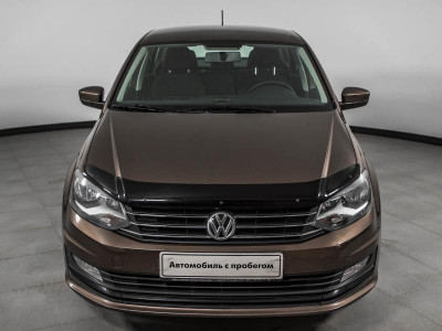Volkswagen Polo 1.6 MPI MT (110 л. с.)