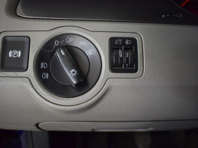 Volkswagen Passat 1.9 TDI BlueMotion MT (105 л. с.)