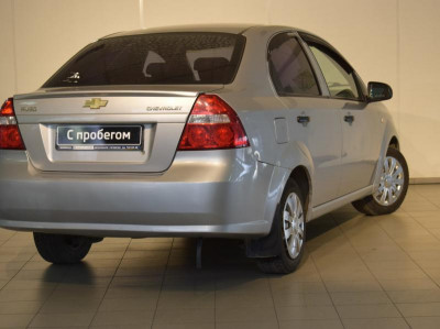 Chevrolet Aveo 1.2 MT (72 л. с.)