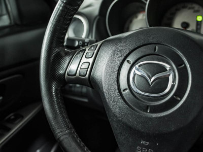 Mazda 3 1.6 AT (105 л. с.)