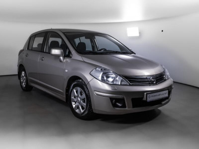Nissan Tiida 1.6 AT (110 л. с.)