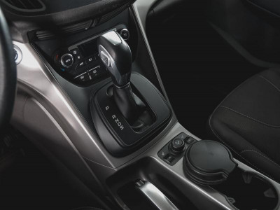 Ford Kuga 2.5 AT (150 л.с.)