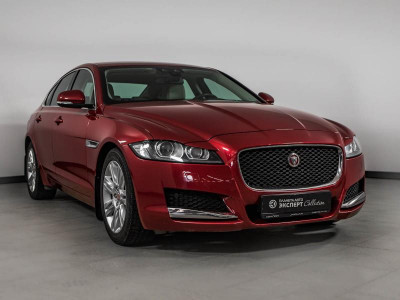 Jaguar XF 2.0 D AT AWD (180 л. с.)