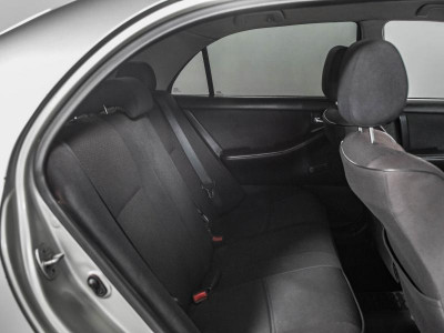 Toyota Corolla 1.6 MT (110 л.с.)