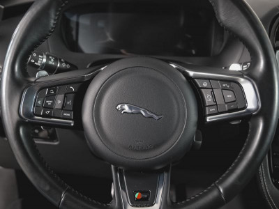 Jaguar F-Pace 3.0 D AT AWD (300 л.с.)