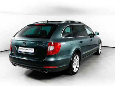 ŠKODA Superb 3.6 FSI V6 4x4 DSG (260 л. с.)