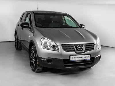 Nissan Qashqai 2.0 MT 4WD (140 л. с.)