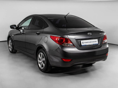 Hyundai Solaris 1.6 AT (123 л. с.)