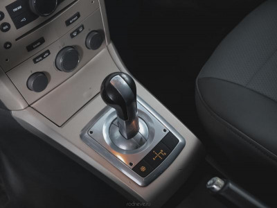 Opel Astra 1.6 Easytronic (115 л. с.)