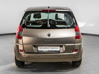 Renault Megane 1.5 dCi MT (106 л. с.)