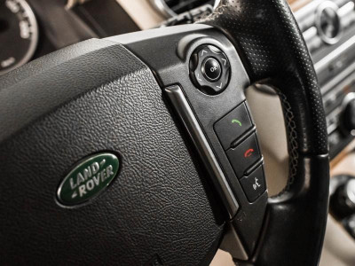 Land Rover Discovery 3.0 TD AT (245 л. с.)