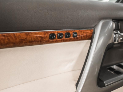 Toyota Land Cruiser 4.6 AT 4WD (7 мест) (309 л. с.)