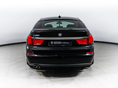 BMW 5 серия 530d xDrive AT (258 л. с.)