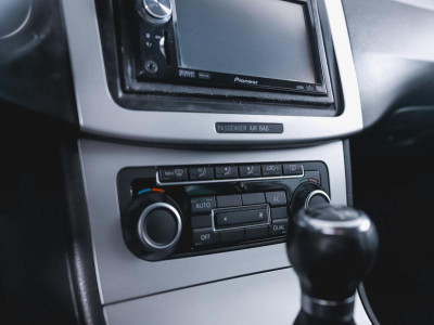 Volkswagen Passat CC 2.0 TDI MT (140 л. с.)