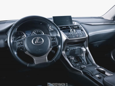 Lexus NX 200 2.0 CVT (151 л.с.) 4WD