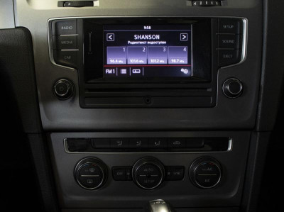Volkswagen Golf 1.4 MT (122 л.с.)