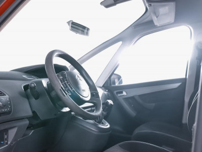 Citroen C4 Picasso 1.8 MT (125 л.с.)