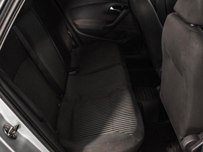 Volkswagen Polo 1.6 MT (105 л. с.)