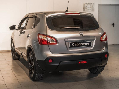 Nissan Qashqai 2.0 CVT (141 л. с.)