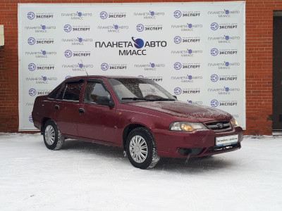 Daewoo Nexia 1.5 MT (80 л. с.)