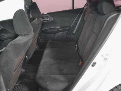 Honda Accord 2.4 AT (180 л. с.)