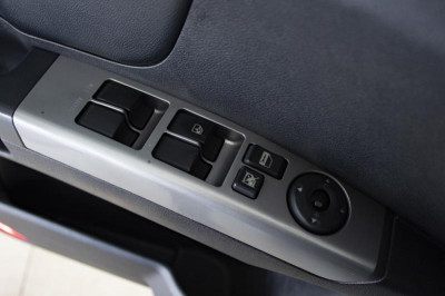 Geely Emgrand EC7 1.8 MT (126 л. с.)