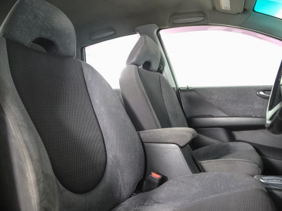 Honda Fit 1.3 CVT (86 л. с.)