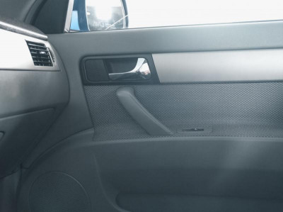 Chevrolet Lacetti 1.6 AT (109 л. с.)